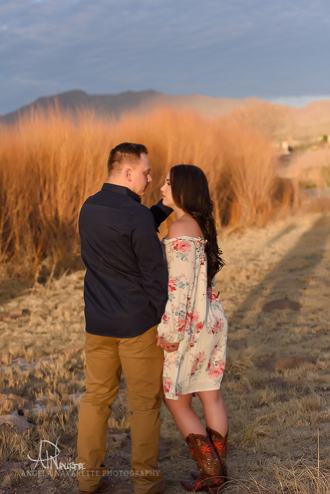 Couples Portrait Sessions at sunset in El Paso's upper valley